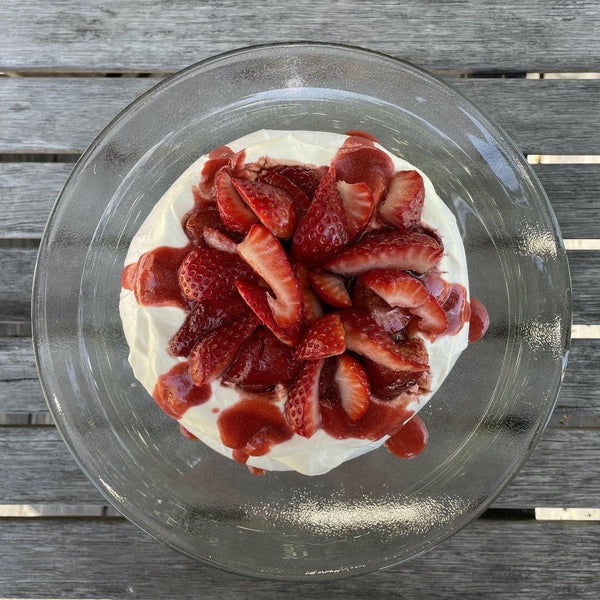 Special Release: Pavlova with Strawberries and Lemon Curd - Available 4/18-4/20 and 4/25-4/27!